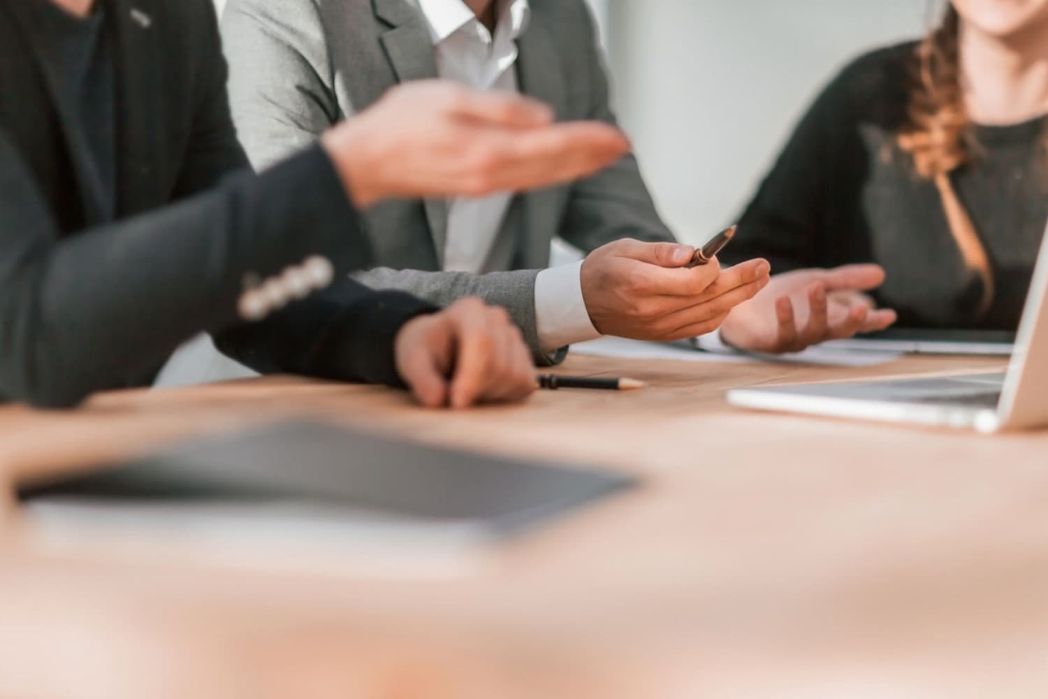خطط تأمين الشركات الصغيرة والمتوسطة | ثروة حياة